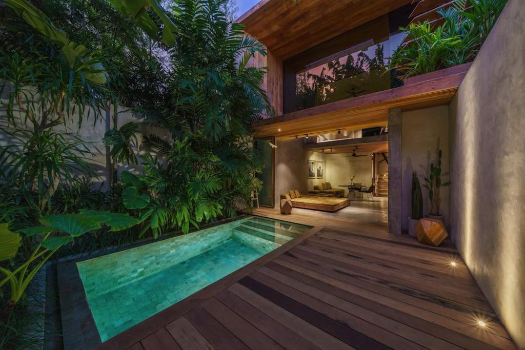 Villa Q Loft - Tropical - Designer Loft - Seminyak (Bali)