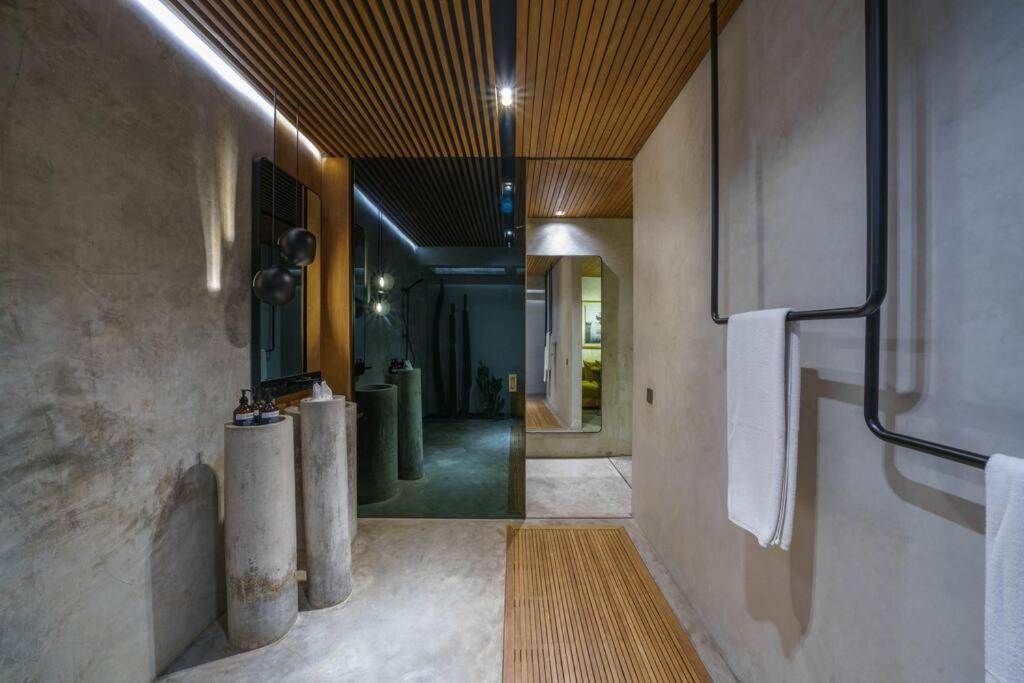Q Loft - Tropical - Designer Loft - Villa *